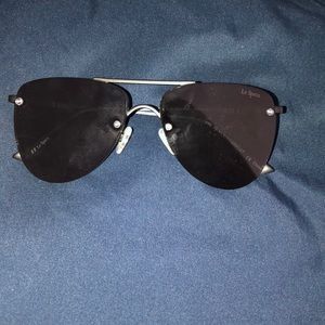 Le Spec Black aviators